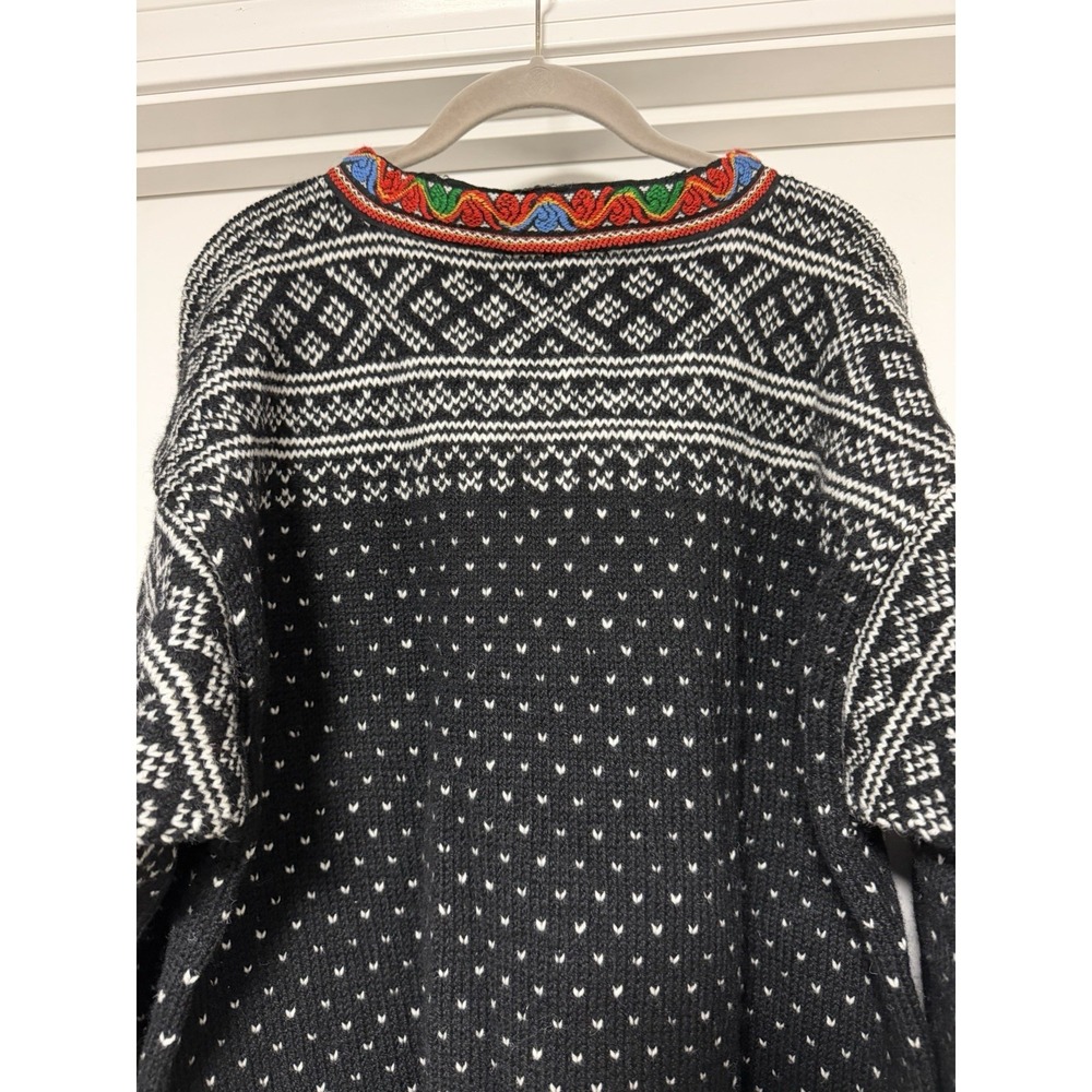 Husfliden, traditional Norwegian wool sweater, Setesdal Style, Medium - Picture 4 of 6